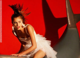 Fashion Editorial : Taylor Hill for Pop Magazine (Spring-Summer 2017) by Charlotte…