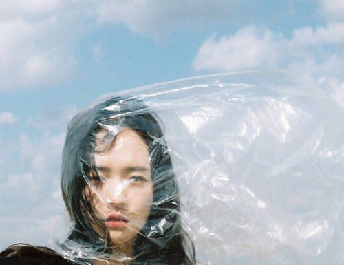 Fashion Editorial : unflavoredwaxedfloss20:
by gyuud_ http://ift.tt/1PuoFbl