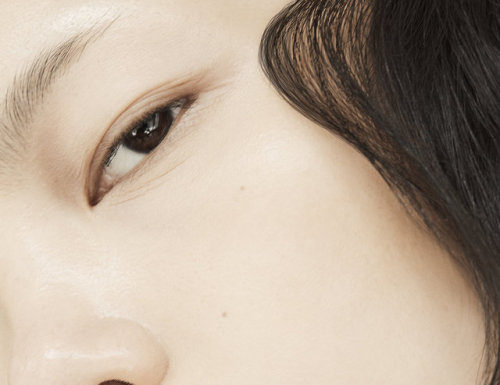 Fashion Editorial : Yudu Zeng by David Paul Vail for Cents Magazine.
Makeup: Julie…