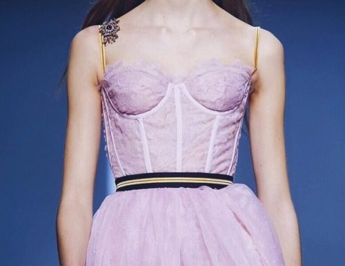 Fashion : Ermanno Scervino FW17 @ Milan Fashion Weekposted by fatalscroll
