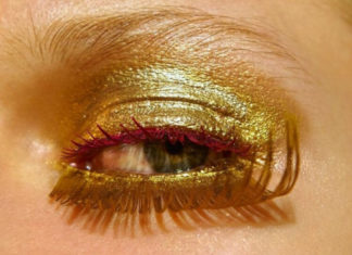 Fashion : fashiondailymag:
golden beauty.
“A Dior Beauty Story.”…