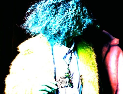 Fashion : fashiondailymag:
@Ju.vier my curly twin. At LANDLORD MENSWEAR…