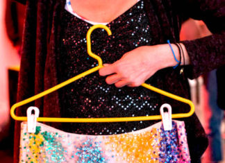 Fashion : fashiondailymag:
pop rainbow sprinkled. ASHISH UK ss16 sequined…