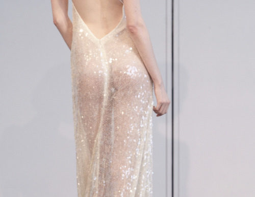 Fashion : fashiondailymag:
sequined.. HOUGHTON bride spring…
