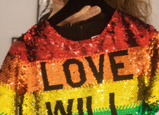 Fashion : fdmlovesfashion:
fashiondailymag:
“love will win” rainbow…