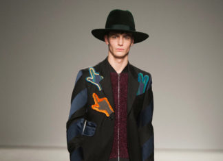 Fashion : fdmlovesmens:
wikoni:
John Galliano Fall/Winter 2014 | Paris…