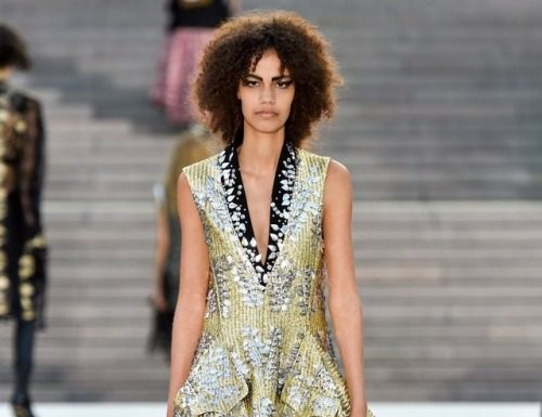 Fashion : GOLD DIPPED. LOUIS VUITTON cruise 2018 highlights.LV CRUISE…