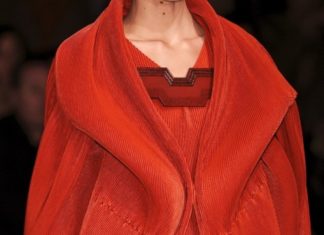 Fashion : Issey Miyake FW09
Posted by x