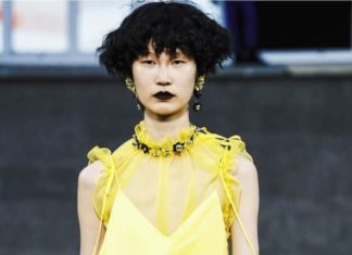 Fashion : Kenzo SS18 Menswearposted by fatalscroll