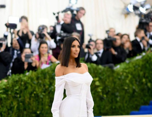 Fashion : Kim Kardashian West – Attends the Costume Institute Gala at the…