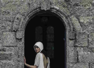 Fashion : Laure de Sagazan photographed by Laurent Nivalle. 003.