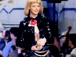 Fashion : Linda Evangelista, Chanel FW94