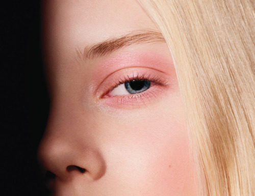 Fashion : midnight-charm:
Amalie Schmidt photographed by
Armin…