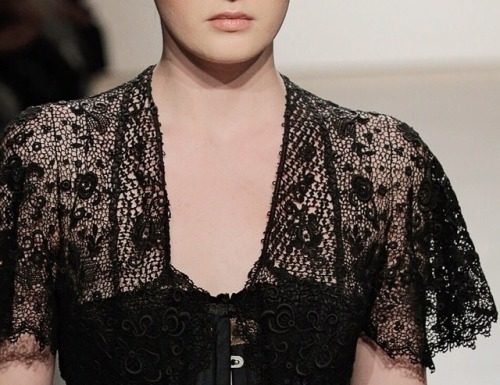 Fashion : Mimi Prober FW17 @ NYFWposted by fatalscroll