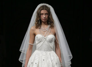 Fashion : Naeem Khan Bridal 2018
Posted by x