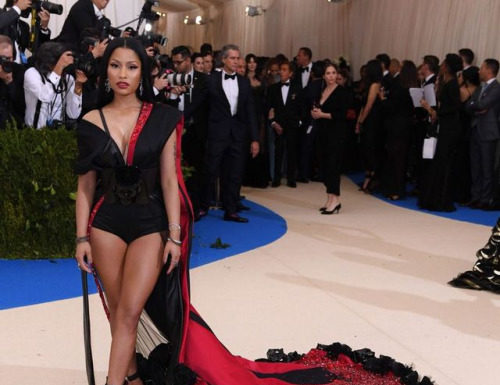 Fashion : Nicki Minaj – Attends the Costume Institute Gala at the…