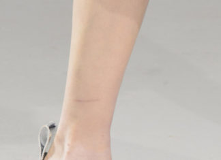 Fashion : Paco Rabanne FW 2017
Posted by x