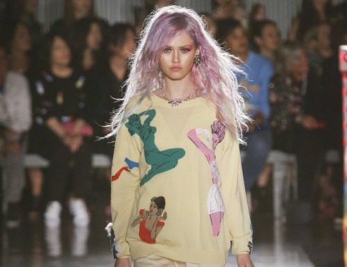 Fashion : pink babes: MOSCHINO RESORT 2018. 003. @made(PH…