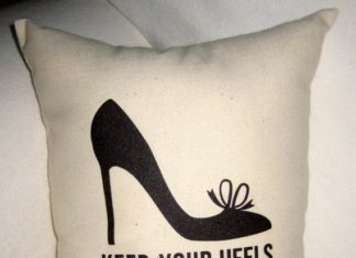 Fashion Quotes : Keep your Heels Head and Standards High by frenchcountrydesigns, $14.99…
