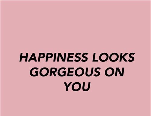 Fashion Quotes : Photo (small girl blogging)