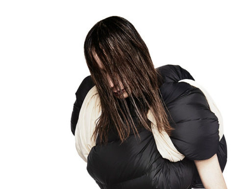 Fashion : rickowensonline:VIRGILE, FW17 GLITTER MENS
CONGRATS rick owens!…
