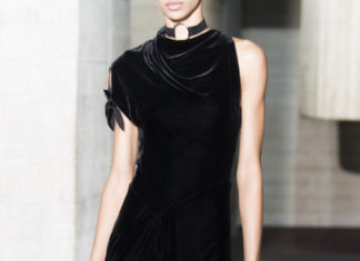 Fashion : Roland Mouret FW 2017Posted by x