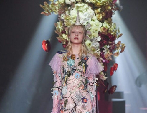 Fashion : Romance Was Born Resort 2018 @ MBFW Australia
posted by…