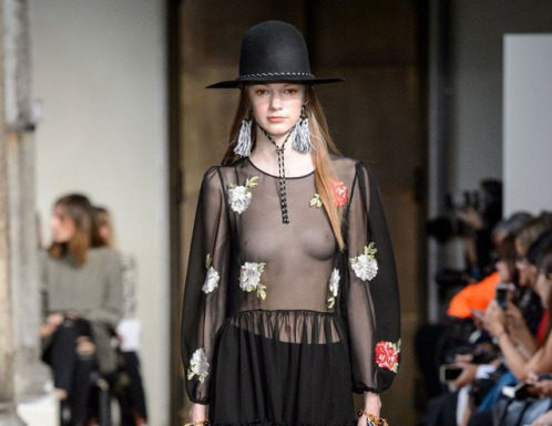 Fashion : the embroidered mesh floral party. via BLUGIRL fresh ss17…
