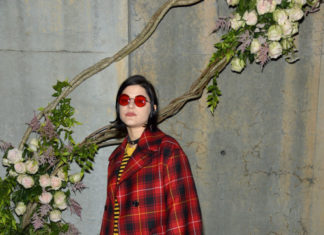 Gucci : Attending the Gucci Bloom party in New York, Soko the Cat wore…