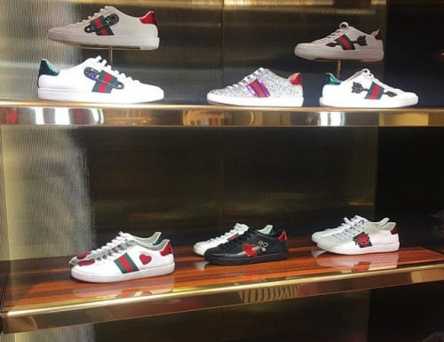 Gucci : GUCCISNEAKERS