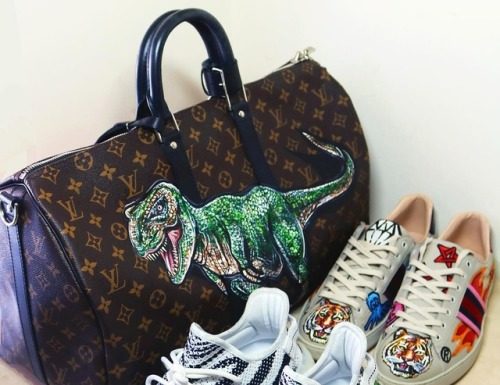 Gucci : GUCCIVUITTON