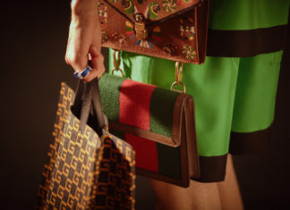 Gucci : Men’s bags from #GucciCruise18: retro-inspired small messenger…