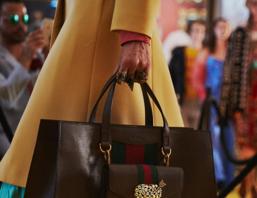 Gucci : New women’s accessories from Gucci Cruise 18, bags with…
