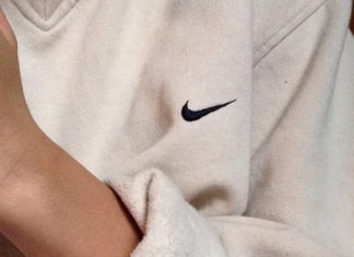 Gucci : NIKE