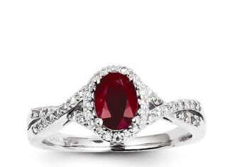 Luxury Jewelry 2017/2018 : 14k White Gold Diamond & Ruby Ring