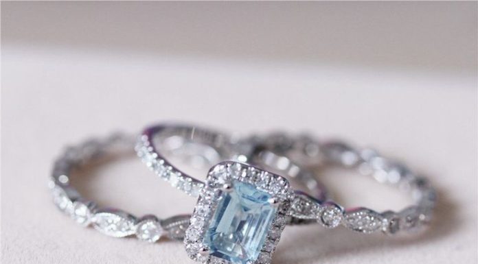 Luxury Jewelry 2017/2018 : 5x7mm Blue Aquamarine Ring w/ Matching Band by AbbyandWills
