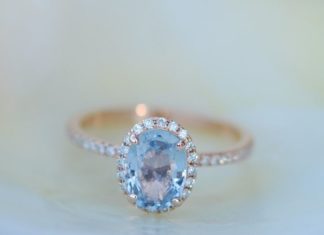Luxury Jewelry 2017/2018 : Blue green sapphire engagement ring. Caribbean blue green sapphire 1.55ct oval halo diamond ring 14k Rose gold.