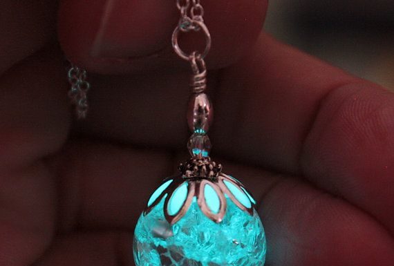 Luxury Jewelry 2017/2018 : Cristal transparent, fausses pierres précieuses…