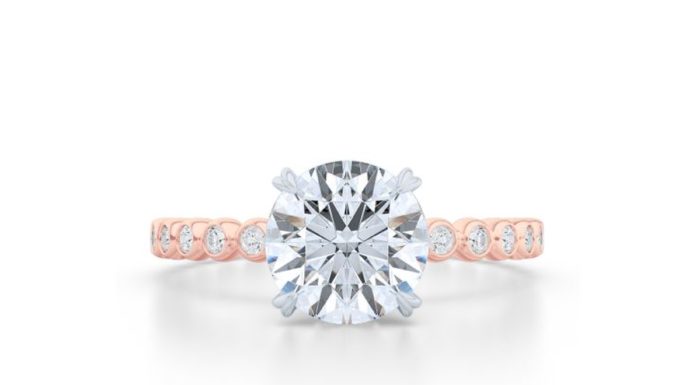 Luxury Jewelry 2017/2018 : Droplets of Light in Romantic Rose Gold. Shinning brightly over the ocean, just …