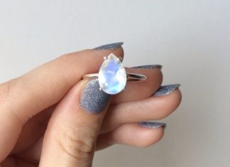 Luxury Jewelry 2017/2018 : Faceted Pear Moonstone ring in sterling silver – sterling silver moonstone ring – faceted moonstone ring – moonstone engagement ring