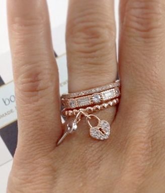 Luxury Jewelry 2017/2018 : Heart + key ring…