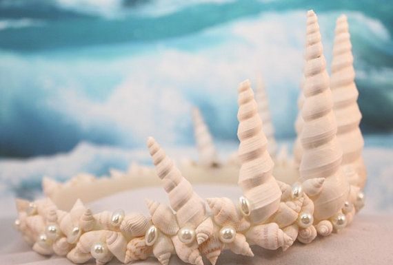 Luxury Jewelry 2017/2018 : Mermaid twisted seashells and pearls beach Wedding by BigSkyCharm