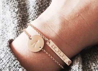 Luxury Jewelry 2017/2018 : Personalized Bar Bracelet