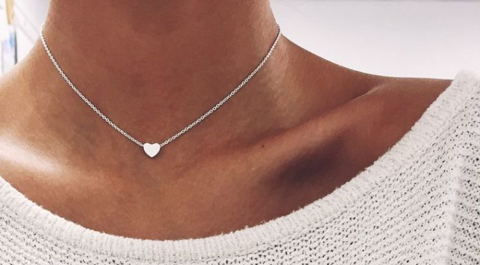 Luxury Jewelry 2017/2018 : Silver Heart Chain Choker