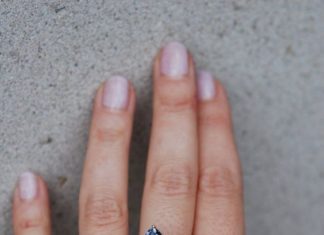 Luxury Jewelry 2017/2018 : Tanzanite and Rose Gold Engagement Ring…