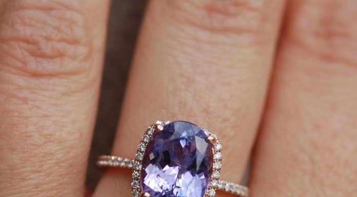 Luxury Jewelry 2017/2018 : Tanzanite Ring. Rose Gold Engagement Ring Lavender Lilac Tanzanite emarald cut halo engagement ring 14k rose gold.
