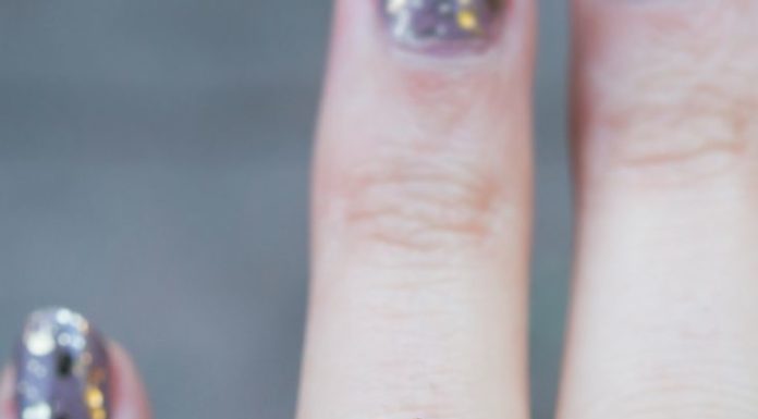 Luxury Jewelry 2017/2018 : Unique Sapphire engagement rings by S. Kind & Co. Available for last minute …