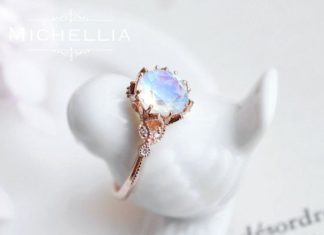 Luxury Jewelry 2017/2018 : Vintage Moonstone Floral Engagement Ring in by MichelliaDesigns…