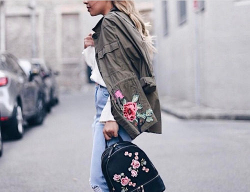 Street Style : Ashley’s embroidered coat and backpack are the perfect match,…