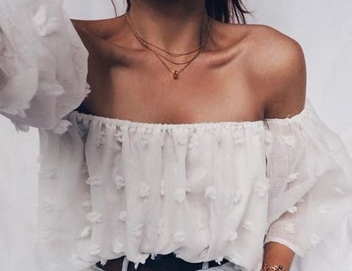 Street Style : streetstyleplatform:
White Off Shoulder Blouse